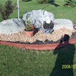 edging for lawns with rocks